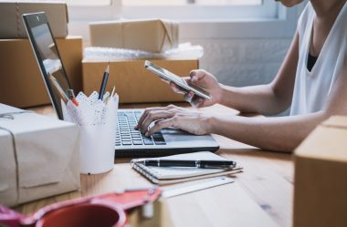 Benefícios do software ERP para organizar a gestão empresarial no varejo